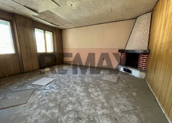 Stanza vuota - Casa semi indipendente via Adamello
 
1/5, Artogne - foto 5
