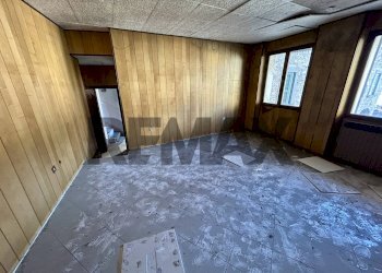 Stanza vuota - Casa semi indipendente via Adamello
 
1/5, Artogne - foto 6