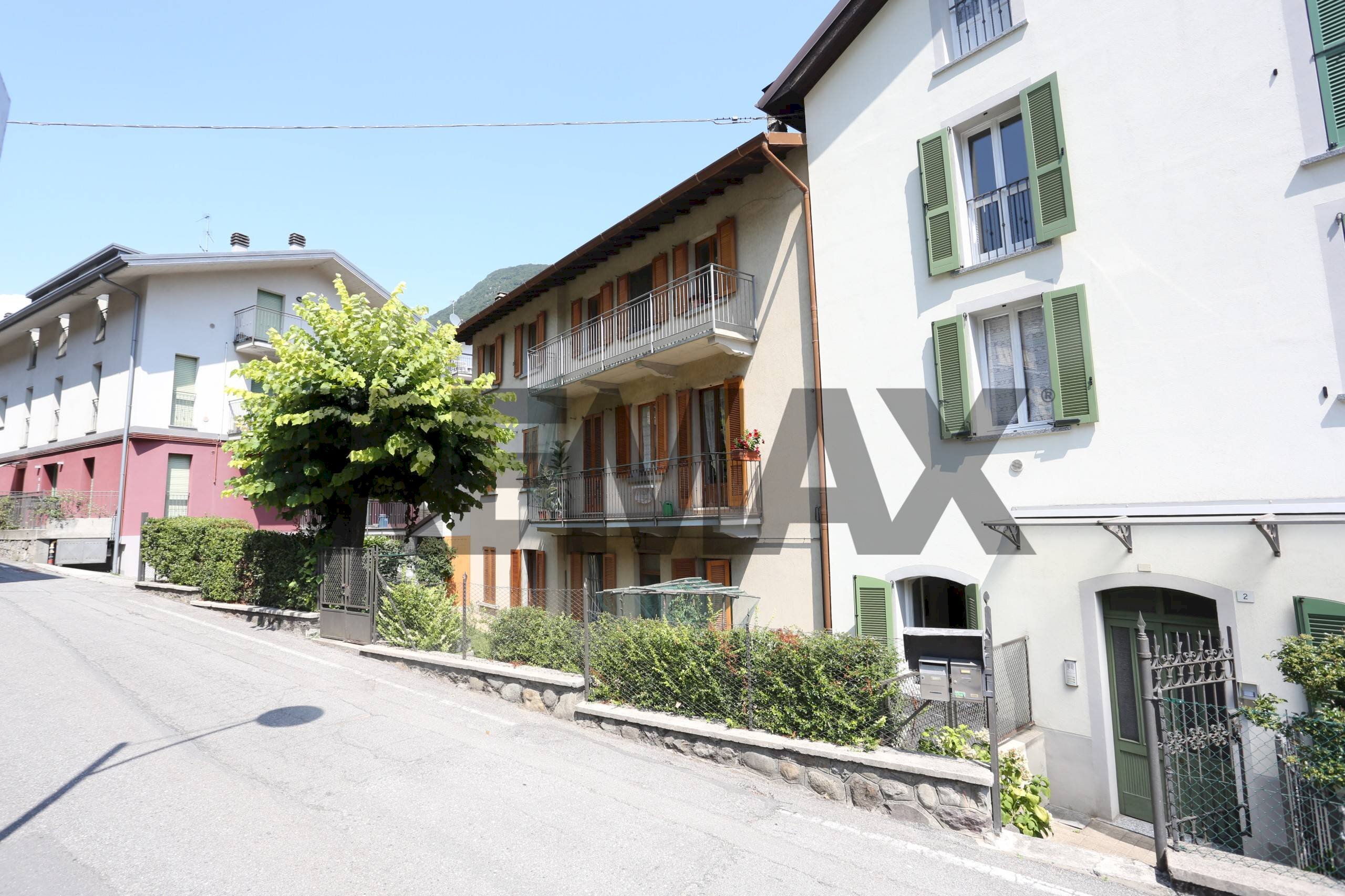Edificio all\'aperto - Independent house Via Enrico Caffi
 
2, San Pellegrino Terme - photo 1