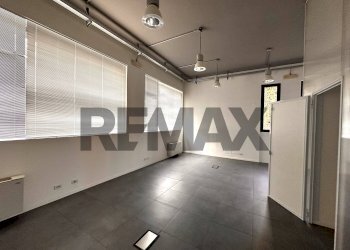 Stanza vuota - Ufficio Via Madonna Della Neve
37, Bergamo - foto 7