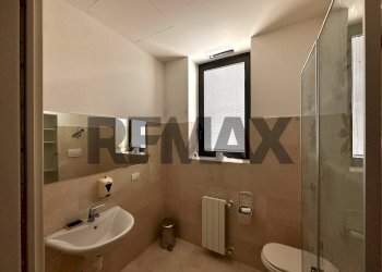 Bagno - Ufficio Via Madonna Della Neve
37, Bergamo - foto 19