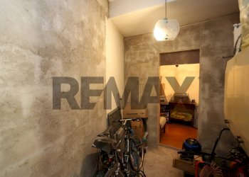 Dispensa di stoccaggio - Quadrilocale Via Enrico Caffi
 
2, San Pellegrino Terme - foto 3