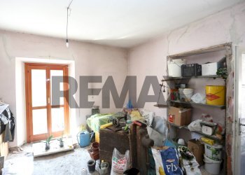 Dispensa di stoccaggio - One-room apartment Via Enrico Caffi
 
2, San Pellegrino Terme - photo 8