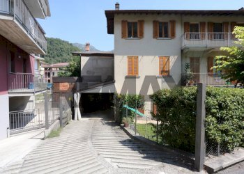 Casa all\'aperto - Box via Enrico Caffi
 
2, San Pellegrino Terme - photo 2