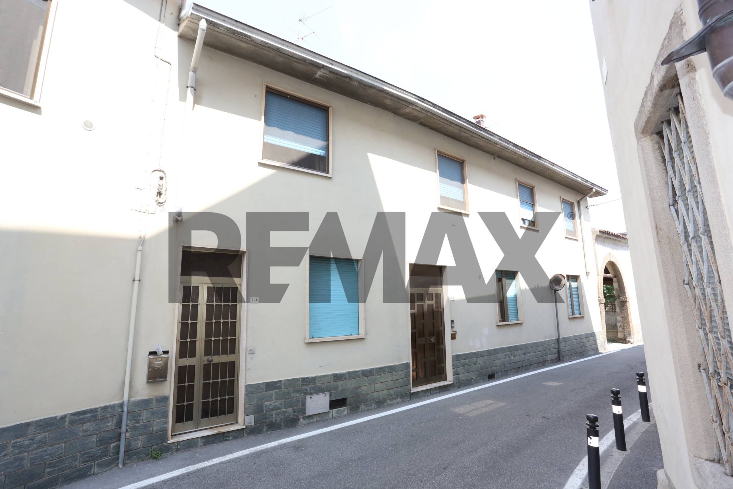 Edificio all\'aperto - Quadrilocale Via Giuseppe Garibaldi
7/B, Osio Sotto - foto 2