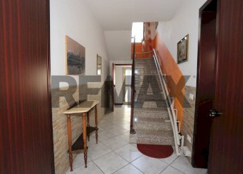 Scale - Quadrilocale Via Giuseppe Garibaldi
 
7/B, Osio Sotto - foto 5