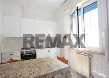 Cucina - Quadrilocale Via Giuseppe Garibaldi
 
7/B, Osio Sotto - foto 21