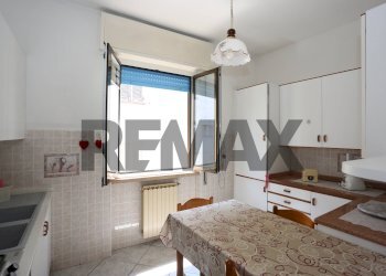 Cucina - Quadrilocale Via Giuseppe Garibaldi
 
7/B, Osio Sotto - foto 23