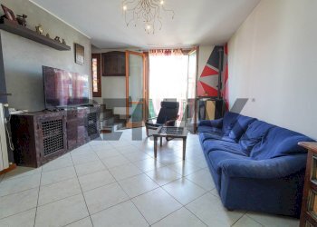 Soggiorno - Villa Bifamiliare Via Presolana
 
185/c, Stezzano - foto 3