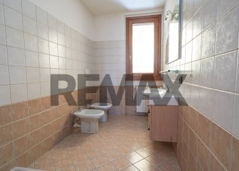 Bagno - Villa Bifamiliare Via Presolana
 
185/c, Stezzano - foto 19