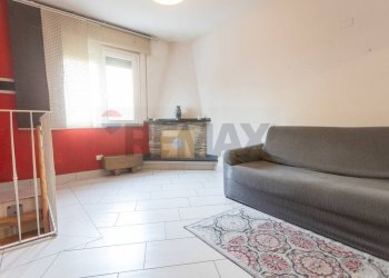 Soggiorno - Appartamento Via S. Martino
 
23, Salsomaggiore Terme - foto 2