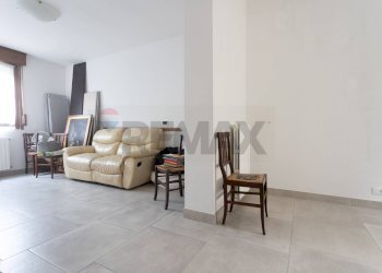 Soggiorno - Appartamento Via S. Martino
 
23, Salsomaggiore Terme - foto 7