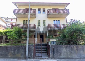 Edificio all\'aperto - Appartamento Via Armando Diaz
 
11, Salsomaggiore Terme - foto 1