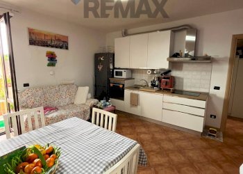 Sala da pranzo - Two-room apartment Via Parmigianino
 
20, Roccabianca - photo 4