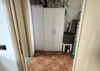 Hall / corridoio - Two-room apartment Via Parmigianino
 
20, Roccabianca - photo 11