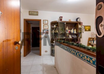 Hall / corridoio - Apartment Via Salvo D'acquisto
 
6, Noto - photo 7