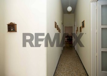 Hall / corridoio - Casa indipendente Piazza Duca degli Abruzzi
 
2, Ragusa - foto 9
