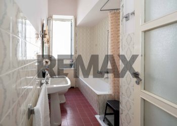 Bagno - Casa indipendente Piazza Duca degli Abruzzi
 
2, Ragusa - foto 13