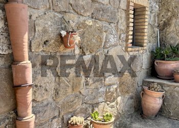 Dettagli - Independent house contrada MALCRISTIANO
 
SN, Piazza Armerina - photo 7