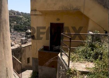 Casa all\'aperto - Casa indipendente via Giuseppe Gugliotta
 
snc, Modica - foto 20