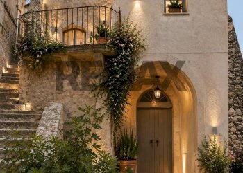 Casa all\'aperto - Casa indipendente via Giuseppe Gugliotta
 
snc, Modica - foto 23