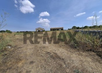 Vista delle montagne - Shed Cabina Mt/Bt
snc, Ragusa - photo 4