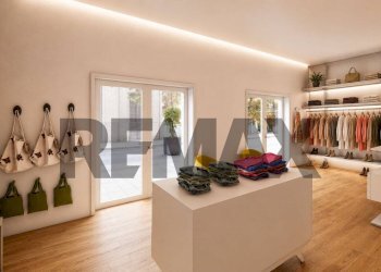 Cabina armadio - Commercial Premises Piazza Duca degli Abruzzi
2, Ragusa - photo 2