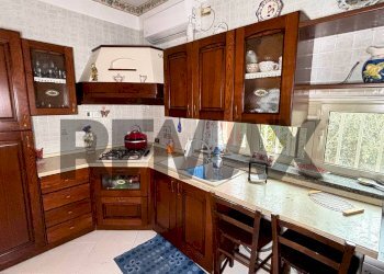 Cucina - Villa viale michele marciano
 
13, Misilmeri - photo 49