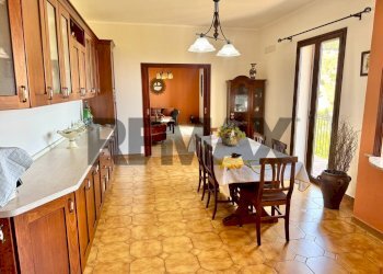 Sala da pranzo - Appartamento VIA DOLOMITI
 
21/D, Carini - foto 8