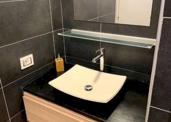Appartamento via del Carmine, 9, Torino (zona Centro) - foto 2