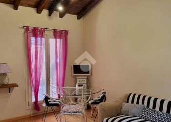 Three-room apartment Via Irnerio, Bologna (neighborhood Centro Storico) - photo 5
