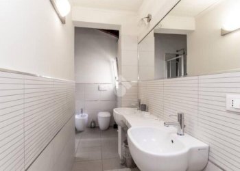 Three-room apartment Via Irnerio, Bologna (neighborhood Centro Storico) - photo 12