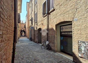Negozio Via San Romano, Ferrara - foto 7