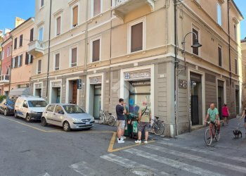 Negozio Via San Romano, Ferrara - foto 9