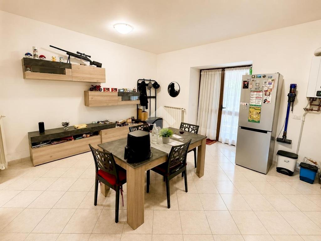 Three-room apartment Via Torino, Sant'Antonino di Susa - photo 2