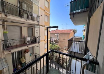 Three-room apartment Passeggiata Cavallotti, Ventimiglia - photo 2