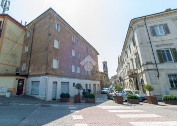 Four-room apartment Via Torino, Casale Monferrato - photo 2