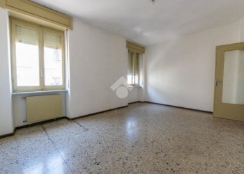 Four-room apartment Via Torino, Casale Monferrato - photo 6