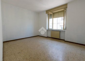 Four-room apartment Via Torino, Casale Monferrato - photo 10