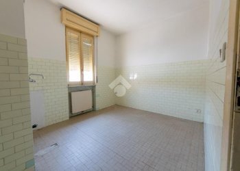 Four-room apartment Via Torino, Casale Monferrato - photo 13