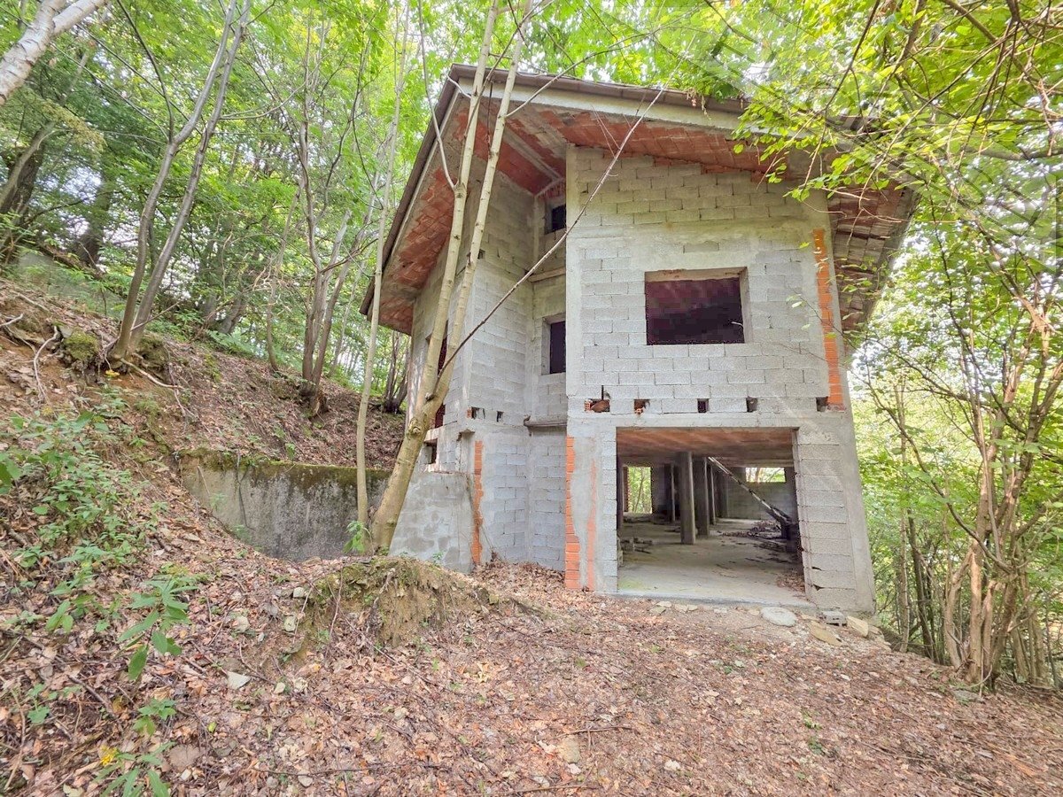 Villa Via Piane di Montebracco snc, Barge - photo 1