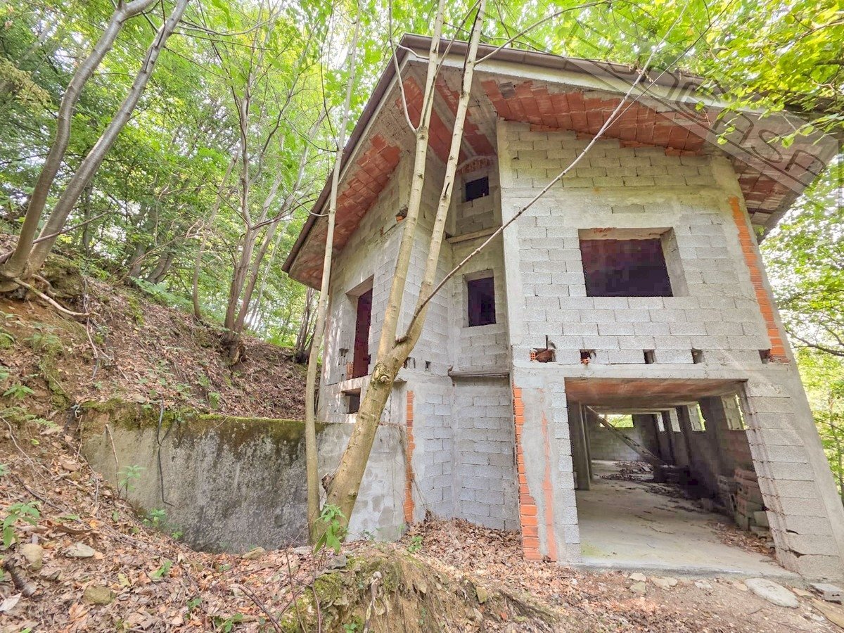 Villa Via Piane di Montebracco snc, Barge - photo 2
