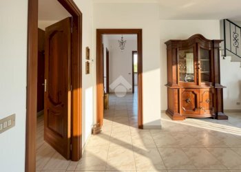 Portion of a house Via. S. G. Bosco, Novi Ligure - photo 1