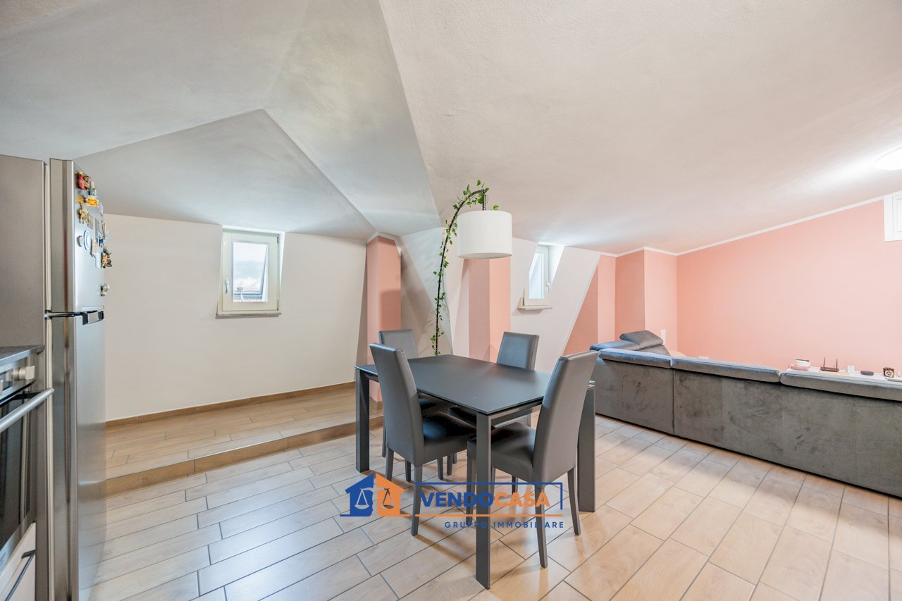 Three-room apartment Pinerolo - photo 3