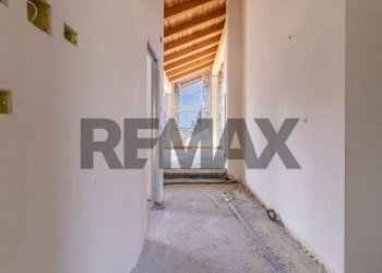 Attic Saint-Christophe, AO, Saint-Christophe - photo 12