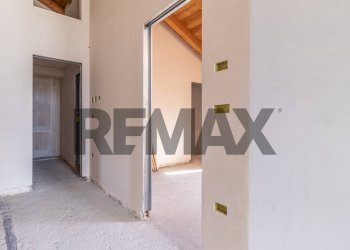 Attic Saint-Christophe, AO, Saint-Christophe - photo 24