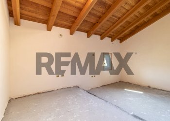 Attic Saint-Christophe, AO, Saint-Christophe - photo 36