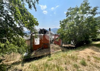 Rustic Frazione villa, Traves - photo 12