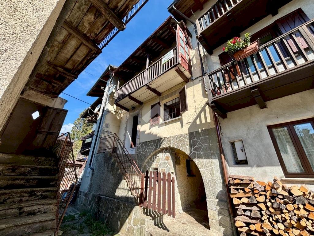 Casa semi indipendente Via guglielmo marconi, Traversella - foto 1