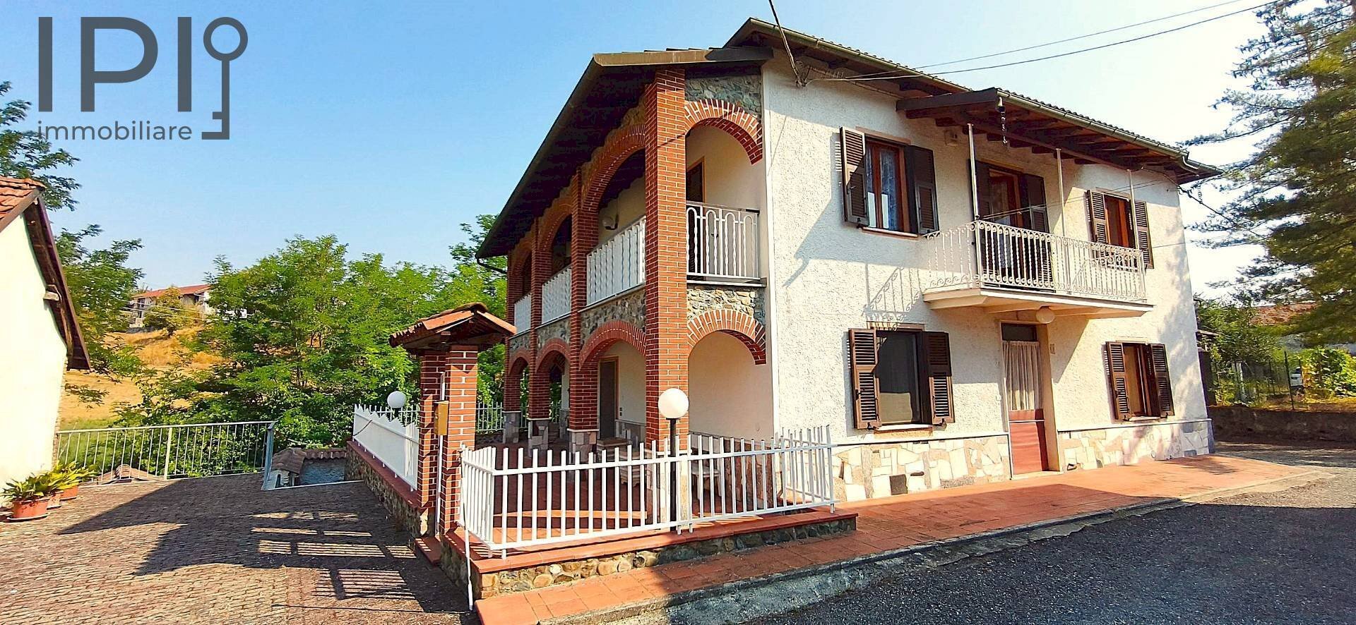 Foto 2 - Casa indipendente Via Cavour
13, Pareto - foto 2